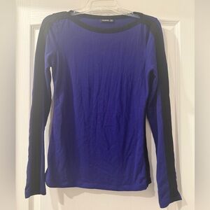 Like New! PattyBoutik Blue Long Sleeve Tee, Size Small
